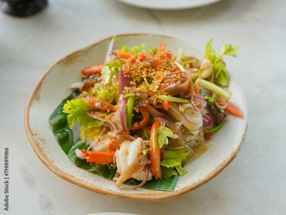 Crab simmer, Crab soybean paste Thai food served with vegetables