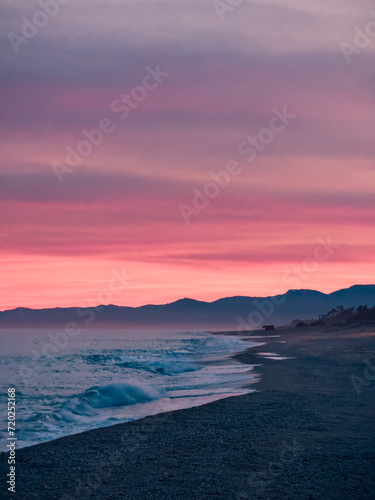 Pinky sunset over the ocean © francescosgura