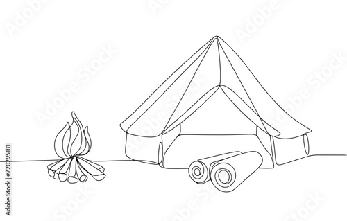 Tent. Bonfire. Karemat. One line