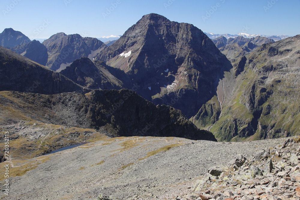 Fototapeta premium The panorama from Valluga mountain, Sankt Anton, Austria 