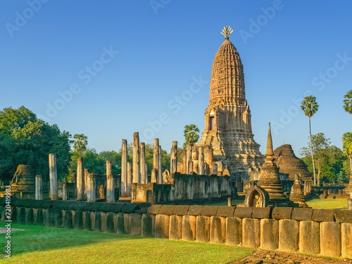 Wat Phra Sri Rattana Mahathat Rajaworavuharn temple in Si Satchanalai historical park, Thailand
