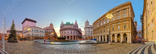 Photo Genoa, Italy Plaza and Fountain in the Morning