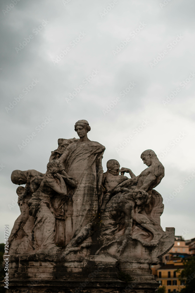 Naklejka premium monument to the heroes of the soldiers