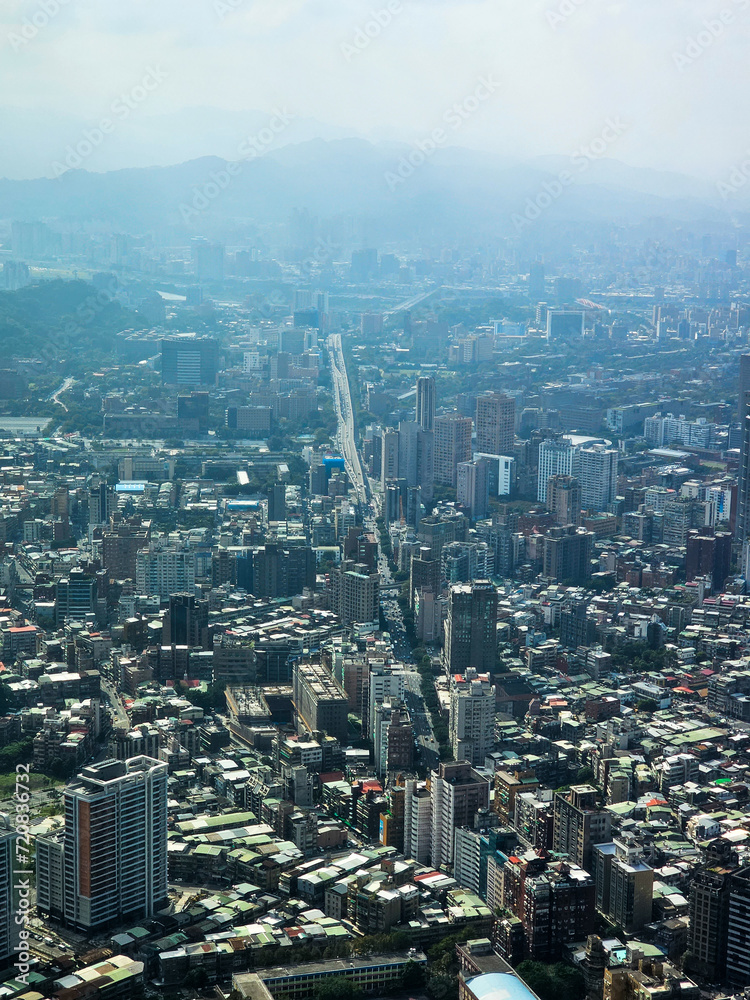 `
I'm so excited to share some photos from my recent trip to Taiwan! It was such a wonderful experience to explore the amazing landscape and nature of this island.