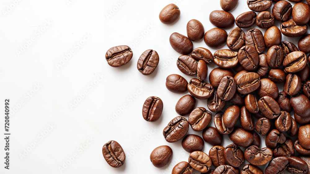 Obraz premium Roasted Coffee Beans on a white background, with copy space, copyspace, isolated on a white background, backdrop