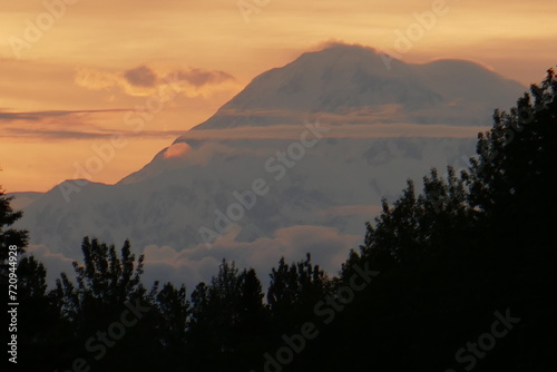 Sunset Denali mountain, Alaska (ID: 720944928)