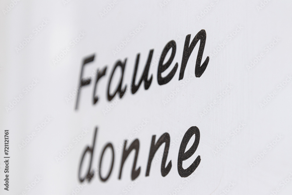 Toilette für Frauen Toilette für Frauen