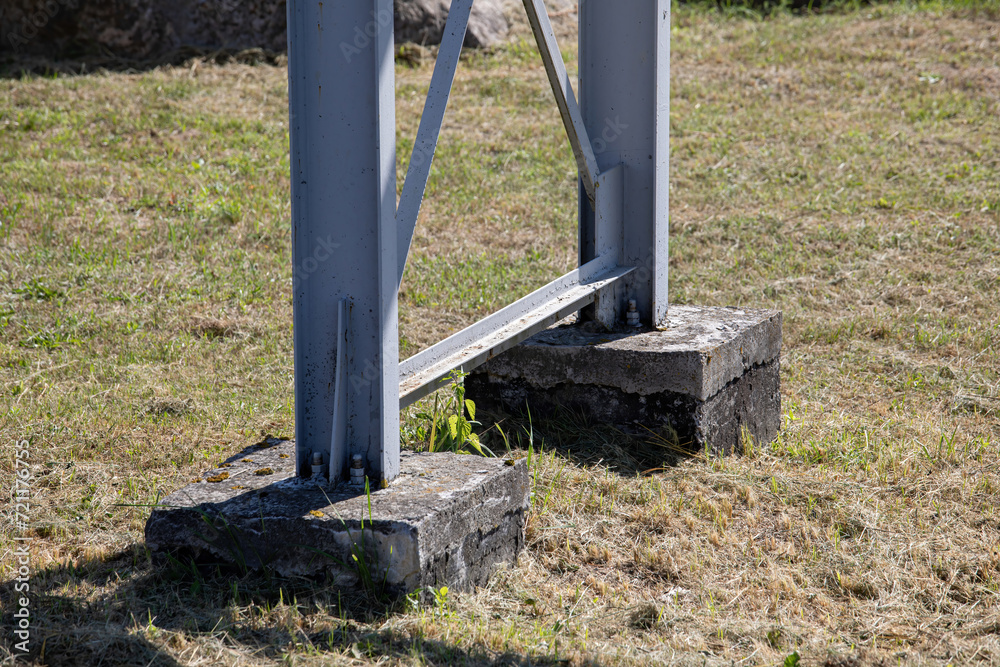 Metal support on a reinforced concrete base. Metal support on a reinforced concrete base.