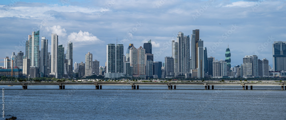 Obraz premium Wide angle panorama shot of Panama City skyline in Middle America