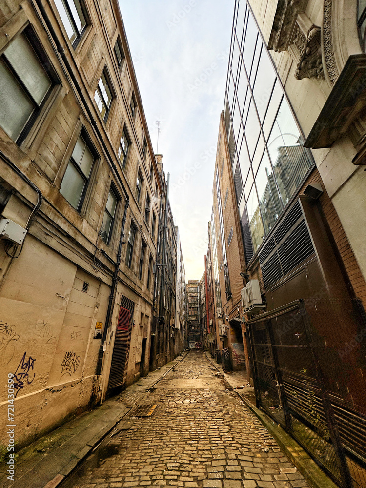 Narrow lane in central Glasgow, Scotland Narrow lane in central Glasgow, Scotland