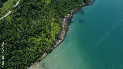 Vista aérea praia paradisíaca em Ubatuba Brasil photo