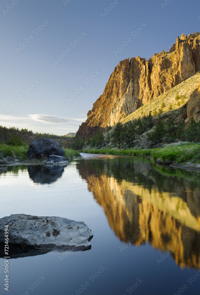 Smith Rock State Park, Crooked River, Terrebonne, Oregon, USA