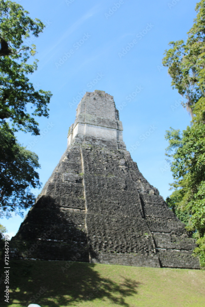 chichen itza pyramid