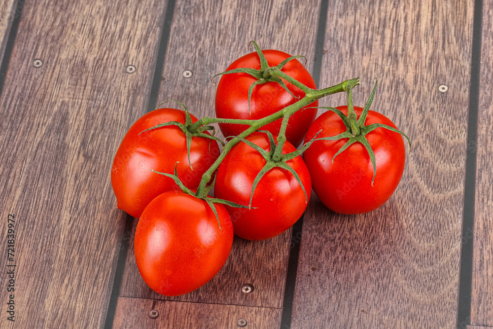 Raw red Flamenco tomato branch Raw red Flamenco tomato branch