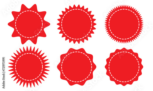 Set of circles with zigzag edges. Labels, stickers, badges, stamps round shapes. Star or sunburst icons isolated on white background. Stitched zig-zag circle collection. Price tag. Retro stars.