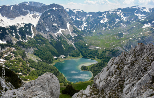 Fototapeta Naklejka Na Ścianę i Meble -  Trnovacko Lake in the mountains