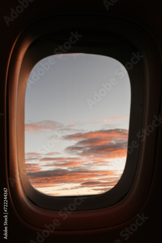 view from airplane window © Leslie Rodriguez