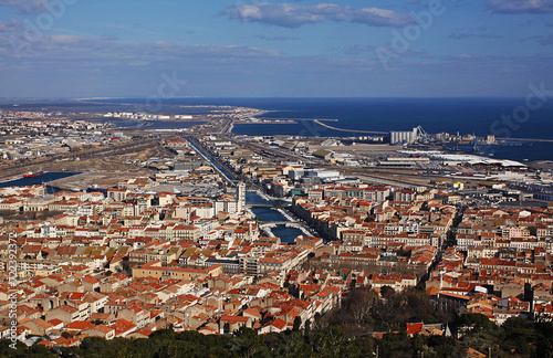 Photo aérienne Sète dans l'Hérault, Languedoc Roussillon, littoral Méditerranéen, Occitanie, Sud de la France