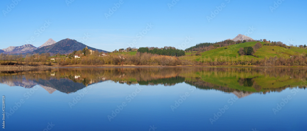 Urkulu urtegia. Urkulu Reservoir, Larrino Church and Mount Anboto in the background, Euskadi