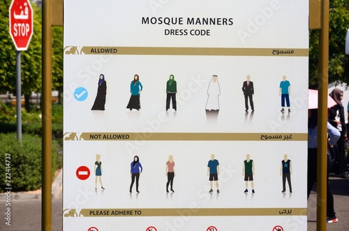 Dress code en Abu Dhabi, Emiratos Árabes Unidos photo
