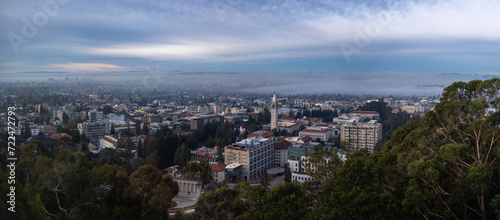 Panoramic view of the Oakland downtown area early in the morning