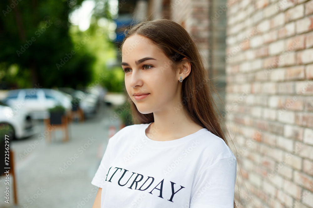 Close-up Fashion woman portrait of young pretty trendy girl