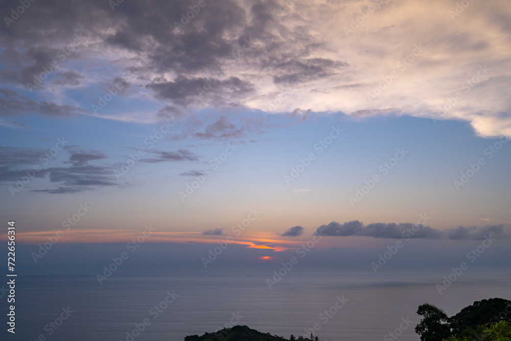 Landscape Sunset sky,Nature beautiful Light Sunset or sunrise over sea,Colorful dramatic majestic scenery sunset Sky with Amazing clouds and waves in sunset sky,Nature light cloud background