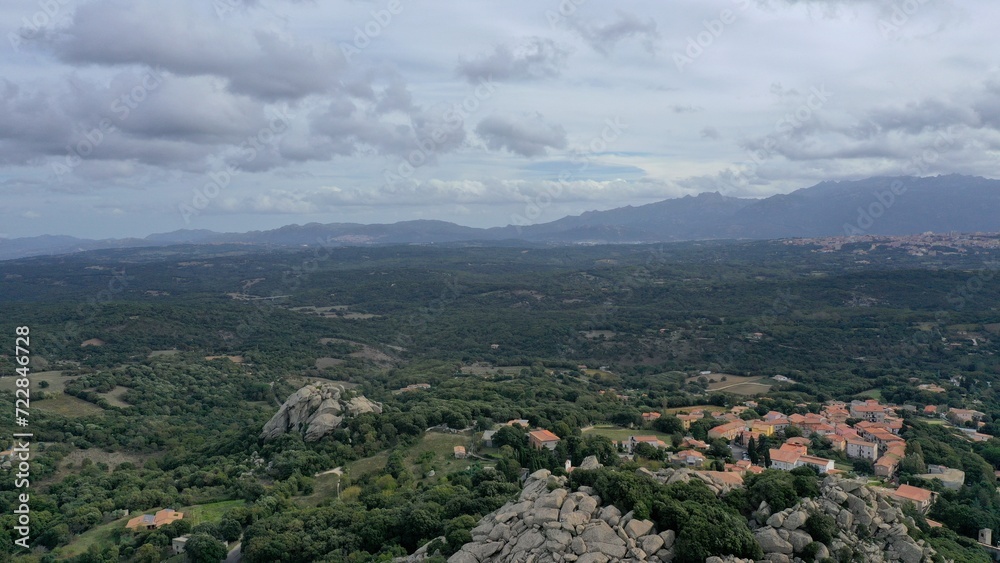 Naklejka premium survol du centre de la Sardaigne Valle della Luna