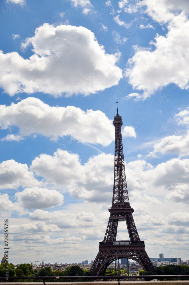 Fototapeta premium the Eiffel Tower is a metal tower completed in 1889 for the Universal Exhibition and then became the most famous monument in Paris, known throughout the world as a symbol of the city itself and of Fra