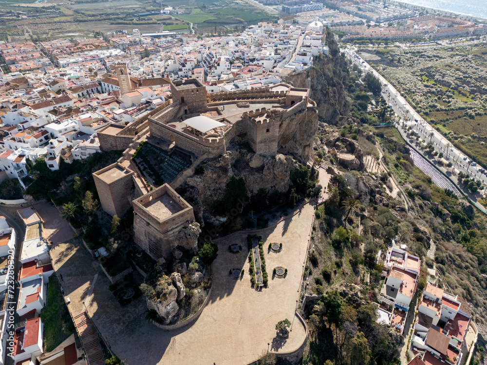 vista aérea del castillo de Salobreña en la provincia de Granada, Andalucía	
