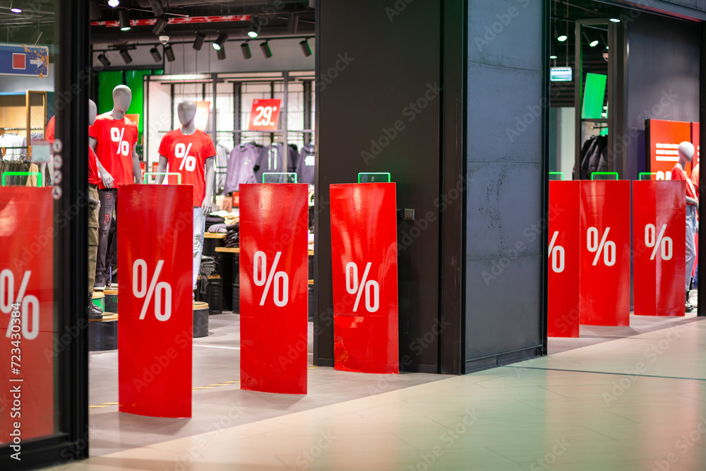 Scanner entrance gate for prevent theft in clothing store Scanner entrance gate for prevent theft in clothing store