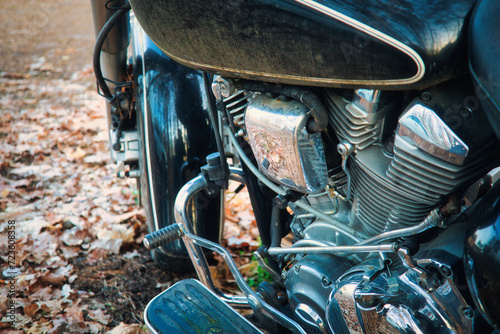 Old Motorcycle - Vintage - Retro - Motorbike - Rustic - Chrome - Headlight - Fashioned - Elegance - Outdoors - Classic - Biker - Parked - Motorrad - Sonnenuntergang