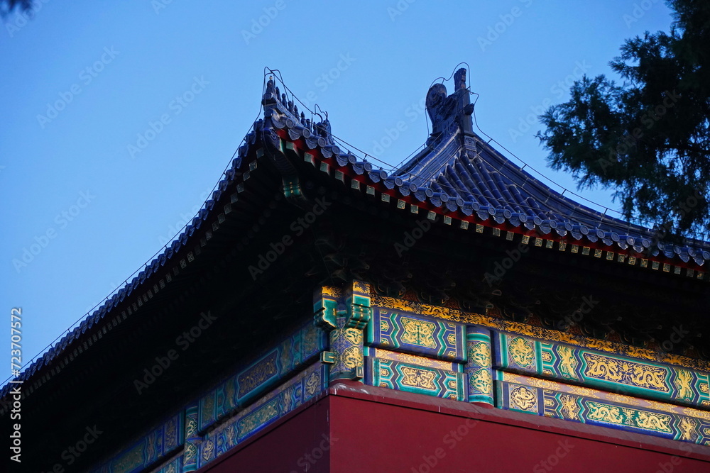 The roof of the Temple of Heaven complex is Tiantan. The roof of the Temple of Heaven complex is Tiantan.