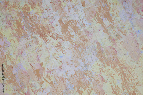 Fondo con texture materica a macchie, dipinta a tempera dai colori pastello; spazio per testo