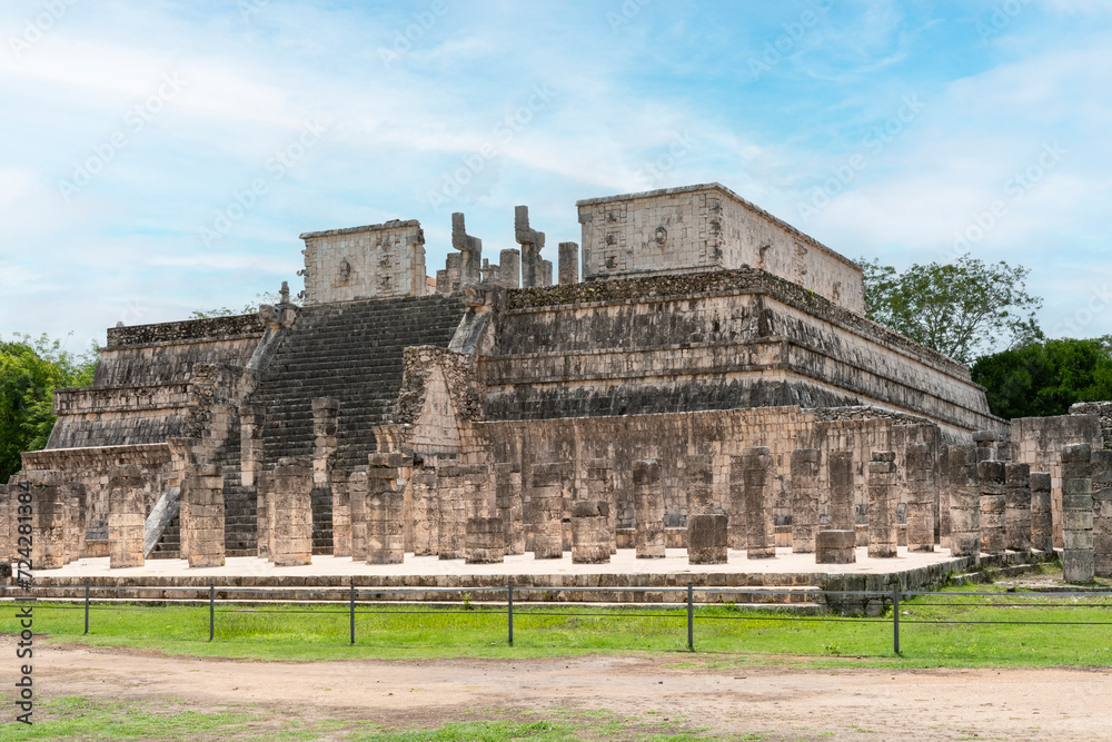 Chichen Itza mayan ruins, Yucatan, Mexico Chichen Itza mayan ruins, Yucatan, Mexico