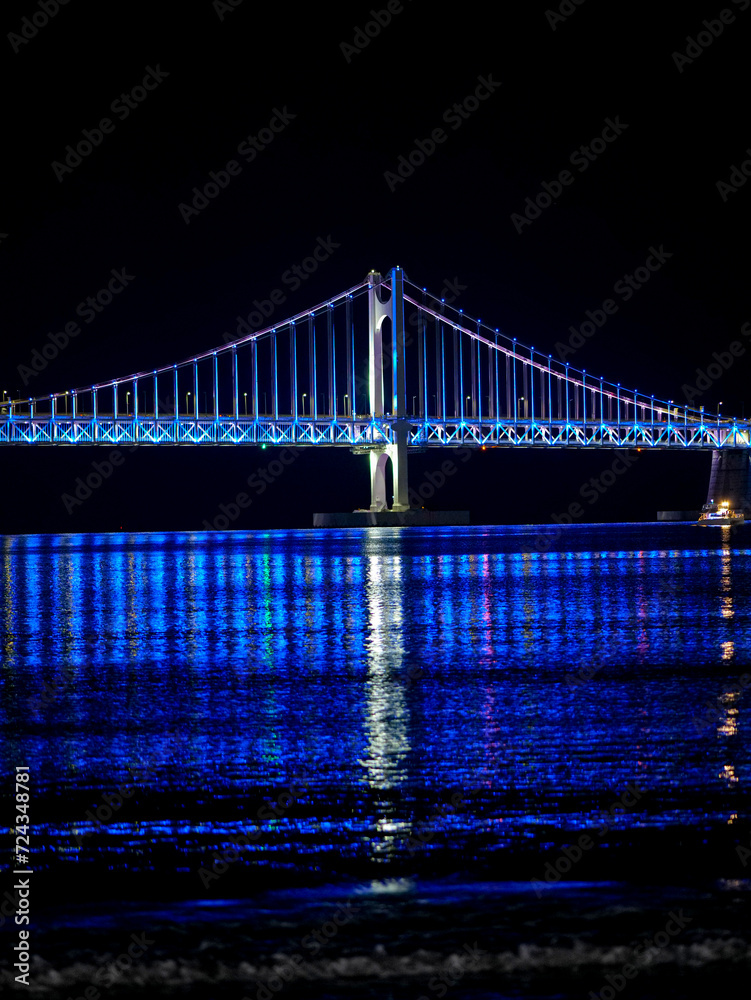 Fototapeta premium view of the bridge 광안대교