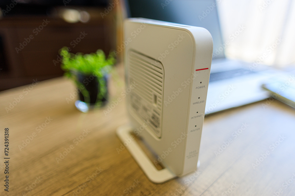 セキュリティルーターを追加してより安心して取り組めるリモートワーク セキュリティルーターを追加してより安心して取り組めるリモートワーク