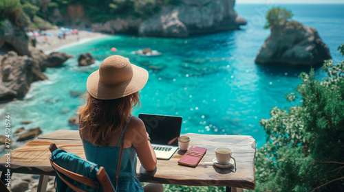 freelance, travel content maker