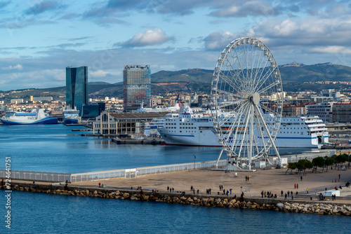 Grande roue sur l'esplanade du port de Marseille © PPJ