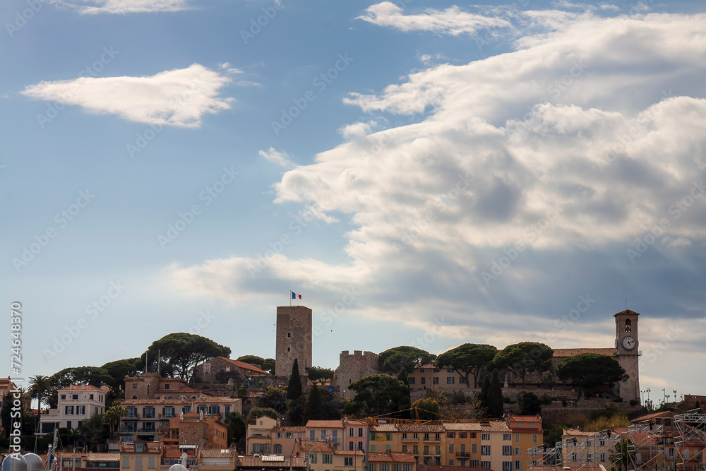 vu sur la tour de l'horloge depuis le quartier du suquet, Cannes , France , 2023 