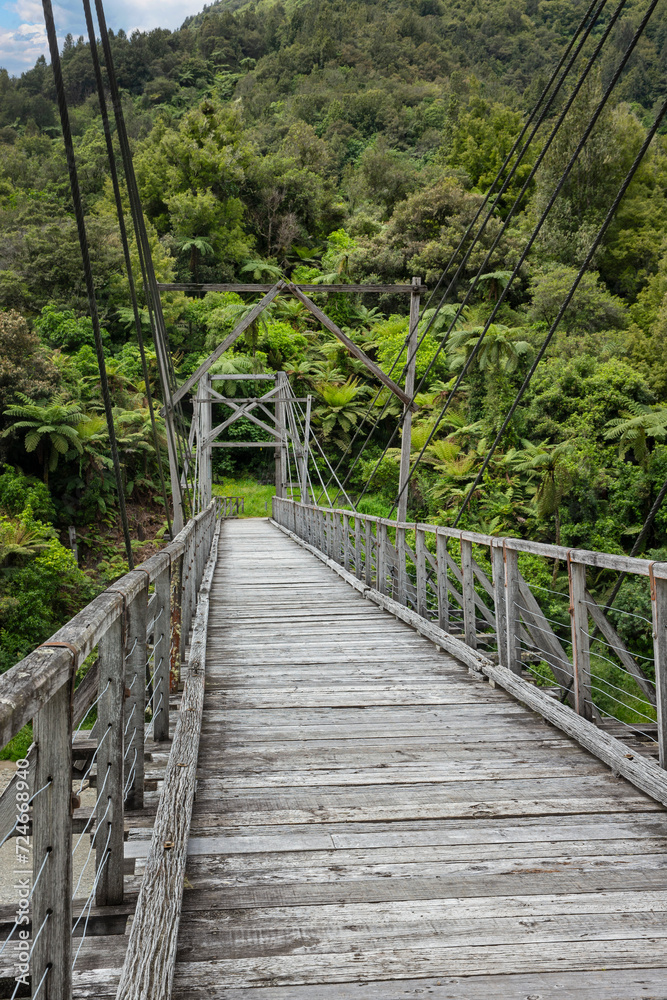 harp suspension bridge, tauranga bridge, nieuw zeeland, tauranga waioeka gorge, waioeka river, waioeka scenic reserve, forest and riverbed, highway 2, new zealand, harp suspension bridge, tauranga bridge, nieuw zeeland, tauranga waioeka gorge, waioeka river, waioeka scenic reserve, forest and riverbed, highway 2, new zealand,