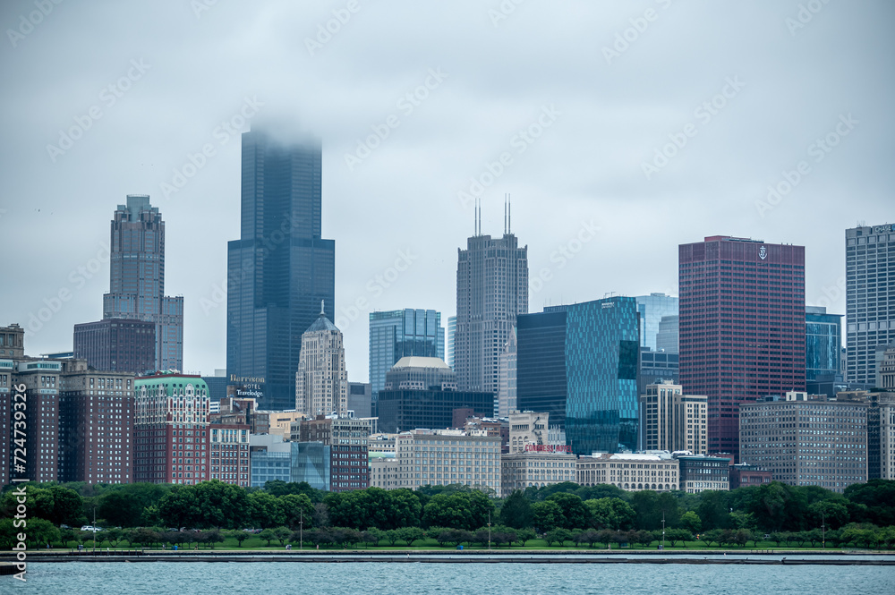 Fototapeta premium city of chicago skyline and street scenes