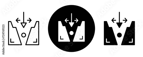 Gap outline icon collection or set. Gap Thin vector line art
