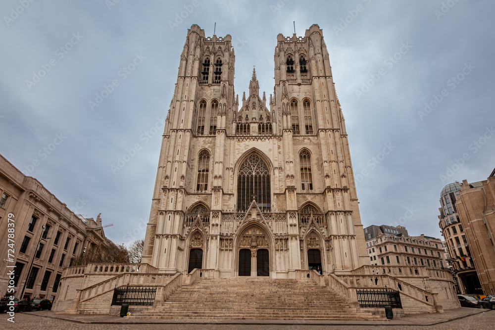 Obraz premium St. Michael and St. Gudula Cathedral. Beautiful gothic cathedral in Brussels, Belgium