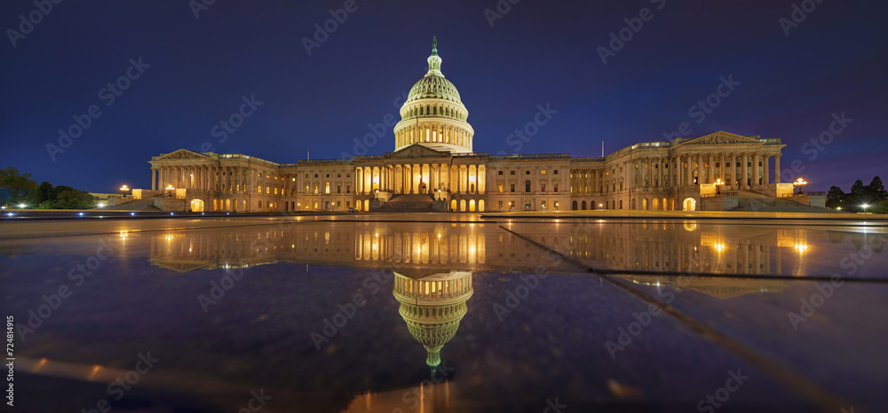 Fototapeta premium US Capitol building at sunset, Washington DC, USA. Big Panorama.