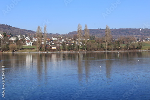Blick von der Insel Werd auf die Stadt Stein am Rhein in der Schweiz