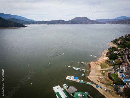 Toma de Drone de la Presa de Valle de Bravo photo