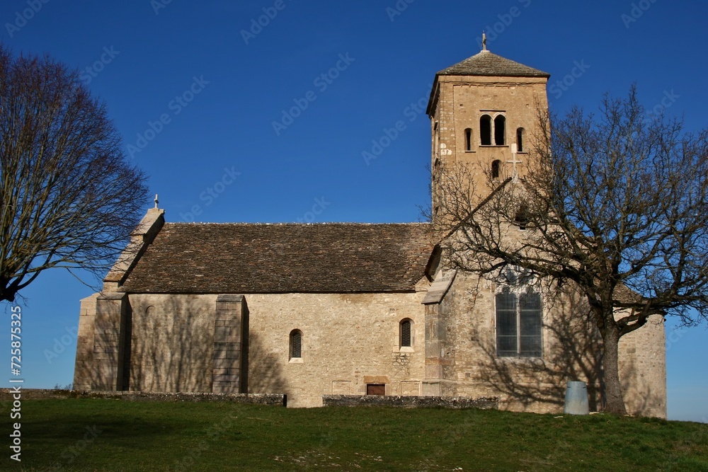 Église Saint-Martin de Laives en Bourgogne.