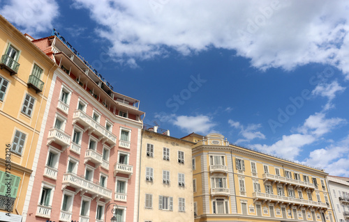 Alte Hotelfassaden in der Innenstadt in Ajaccio, Korsika, Frankreich