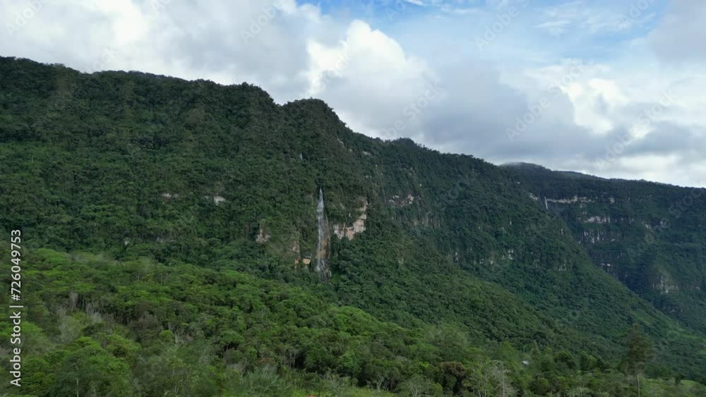 Pabellón Waterfall: Exploring the Majesty of the Amazon Jungle in Peru
